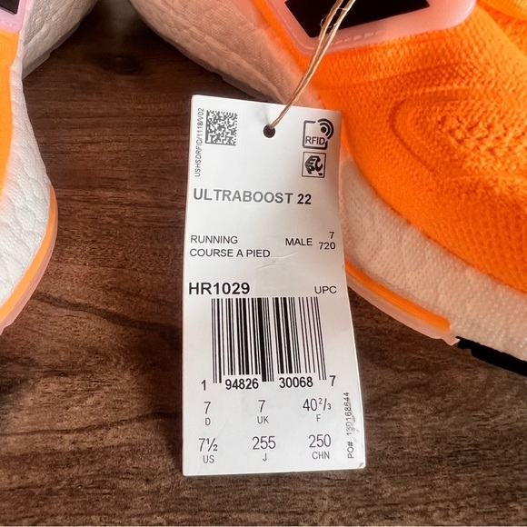 Adidas NEW Men’s Ultraboost 22 Shoe Size 7.5 #074
